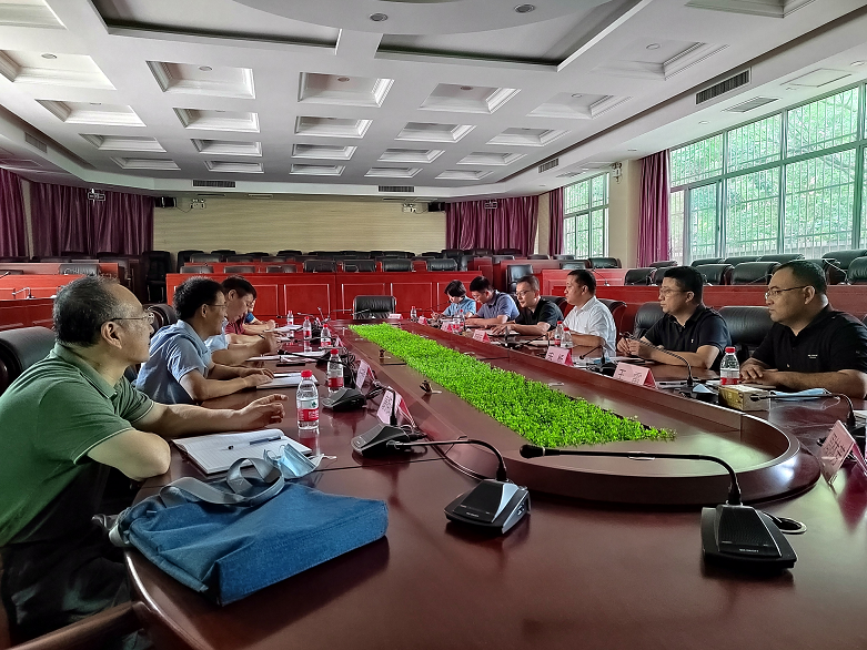 澳门新莆京游戏大厅赴石家庄铁道大学开展调研工作.png 澳门新莆京游戏大厅赴石家庄铁道大学开展调研工作.png