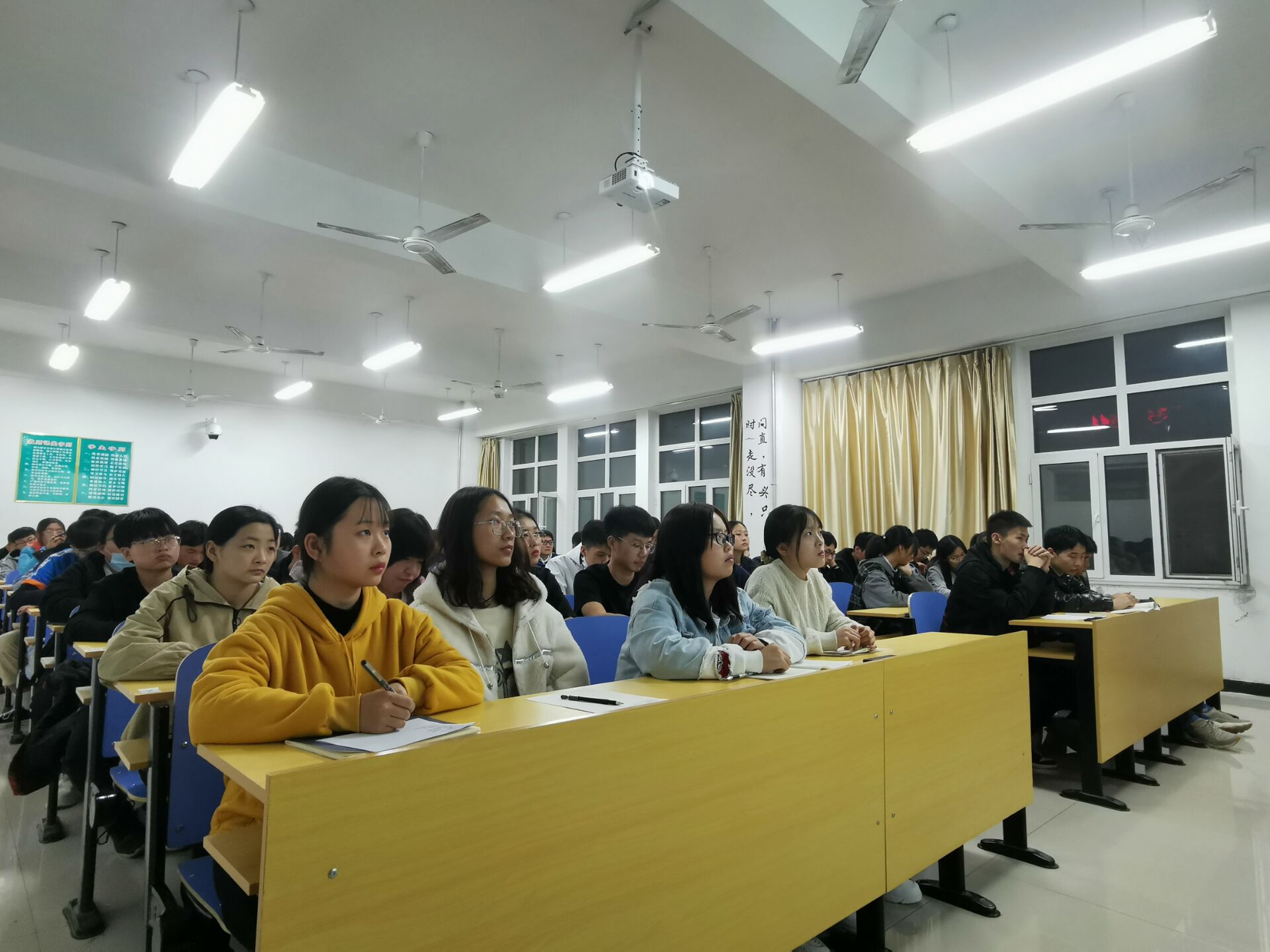 QQ图片20201110161839.jpg QQ图片20201110161839.jpg
