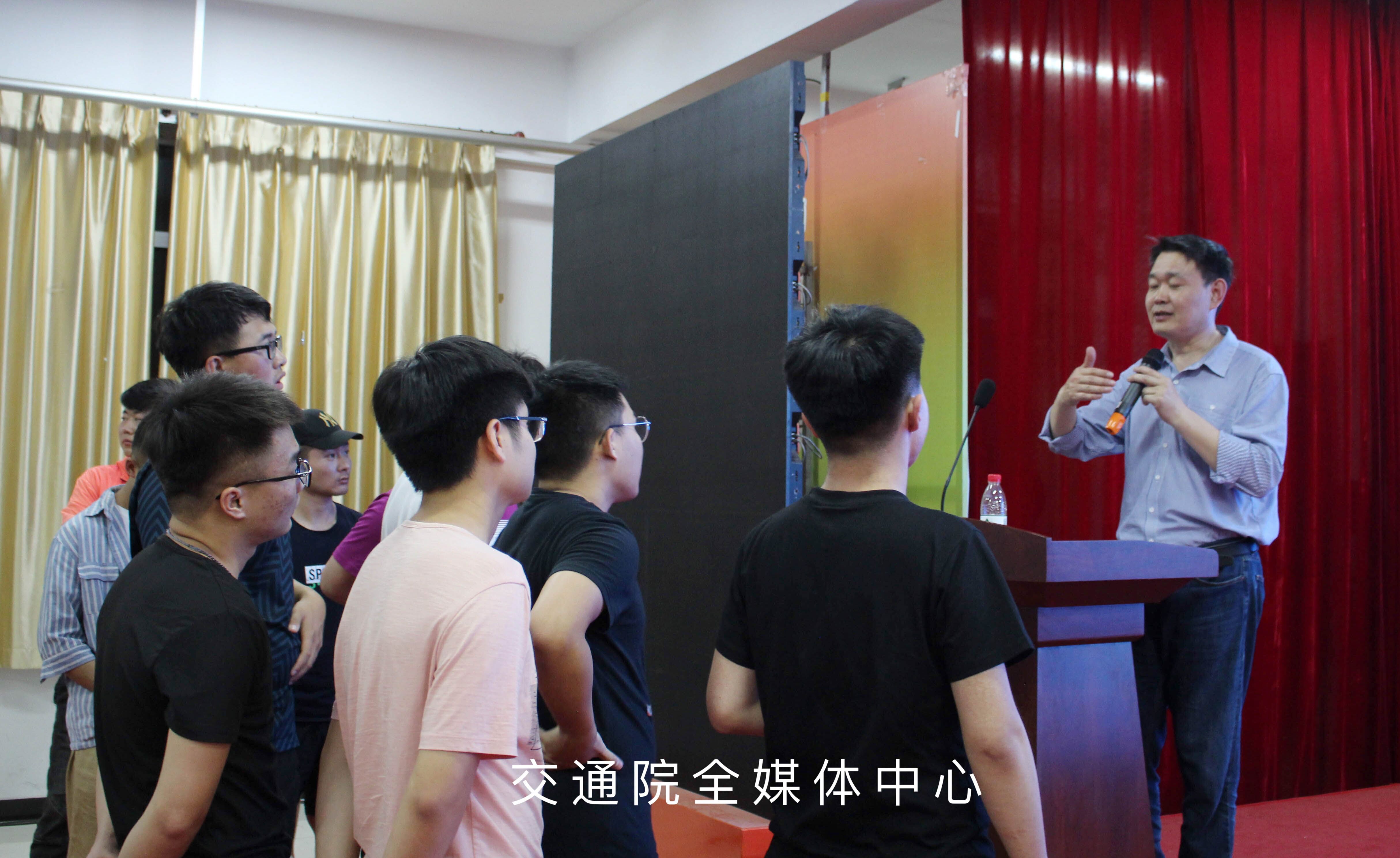 QQ图片20190517084745.jpg QQ图片20190517084745.jpg